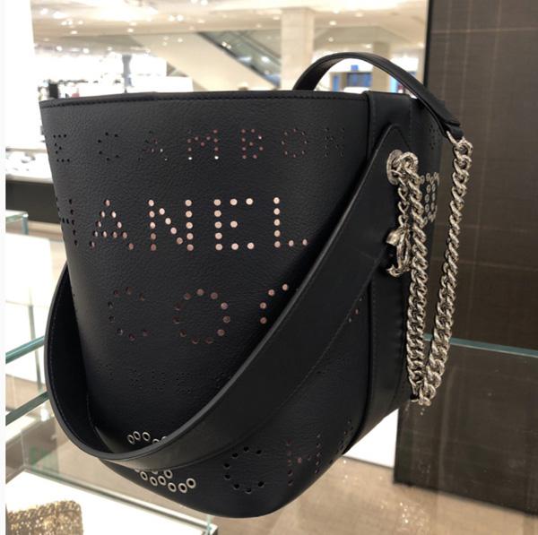 2019春夏新作 CHANEL★Drawstring Bag ロゴ 巾着 バケツ型バッグEyelet 9071913